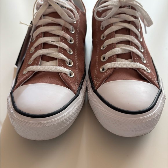 Converse Mauve Low-Top Sneakers - Picture 4 of 10